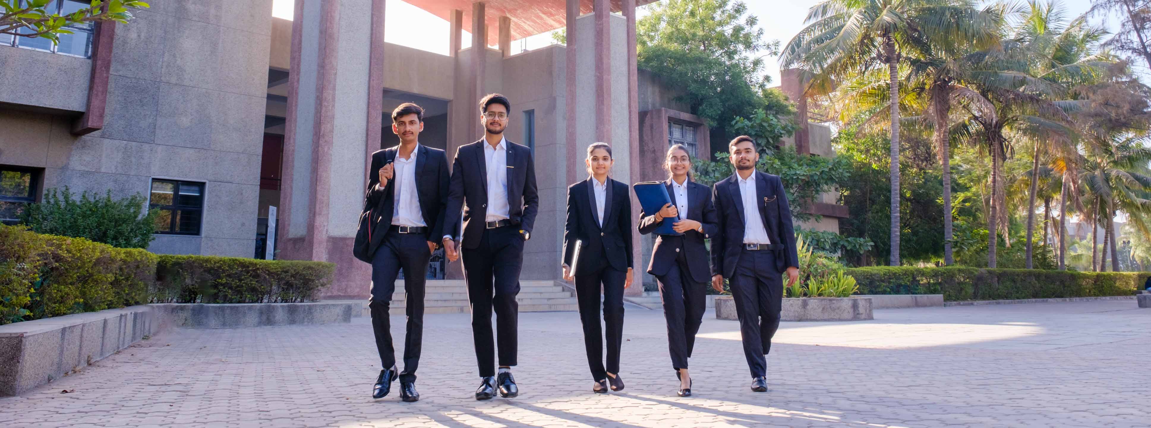 RK_University_Top_University_In_Rajkot_Gujarat_India.jpg