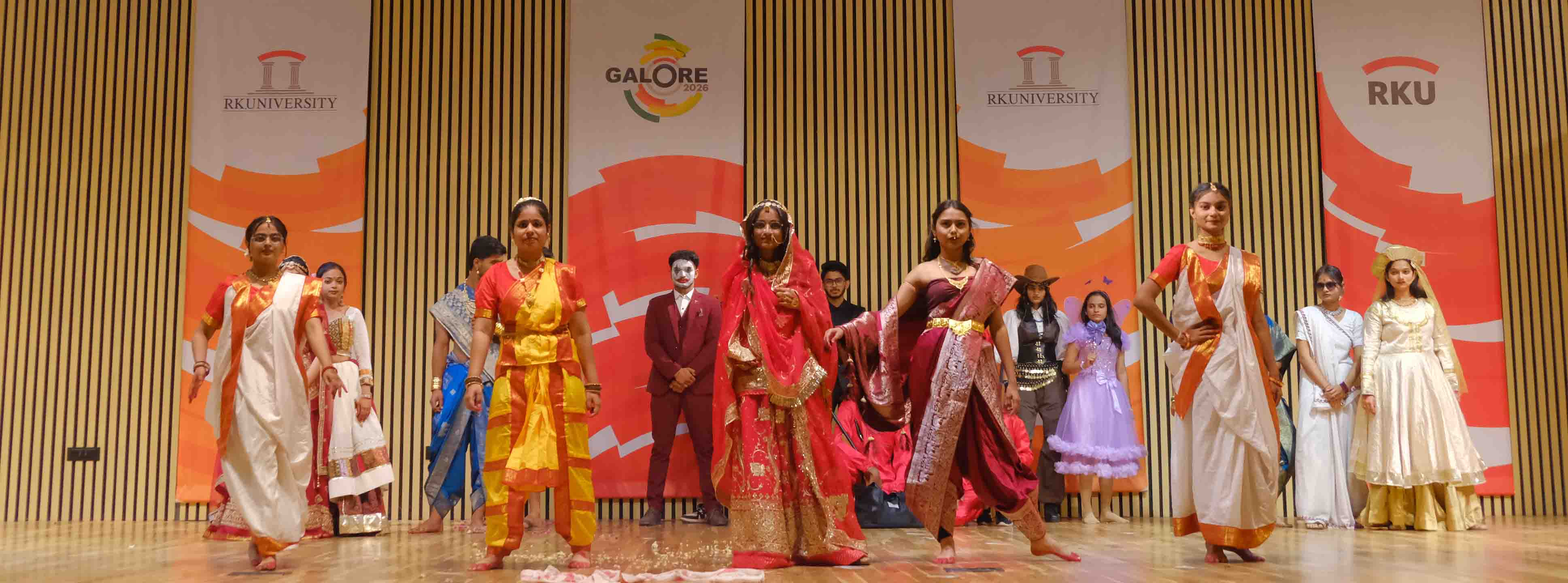 RK_University_Best_College_In_Rajkot_Gujarat_India.jpg